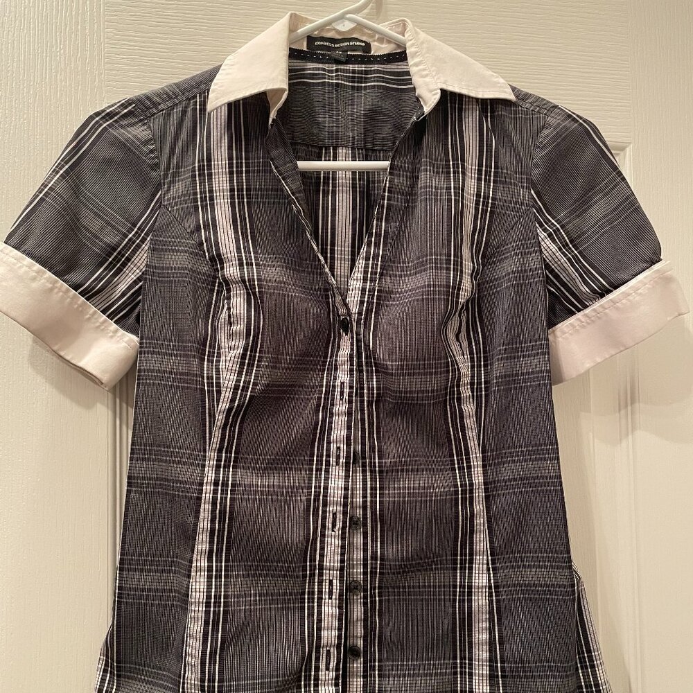 Express Design Studio Women Black White Button Blouse